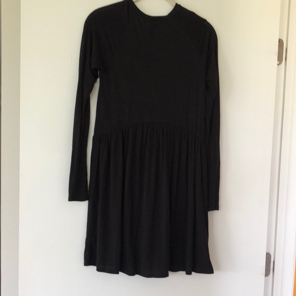 - BCBGeneration Black Pleated Ribbed Long Sleeve Dress - Picture 4 of 9
